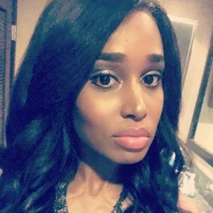 Meet your Posher, Ahlia